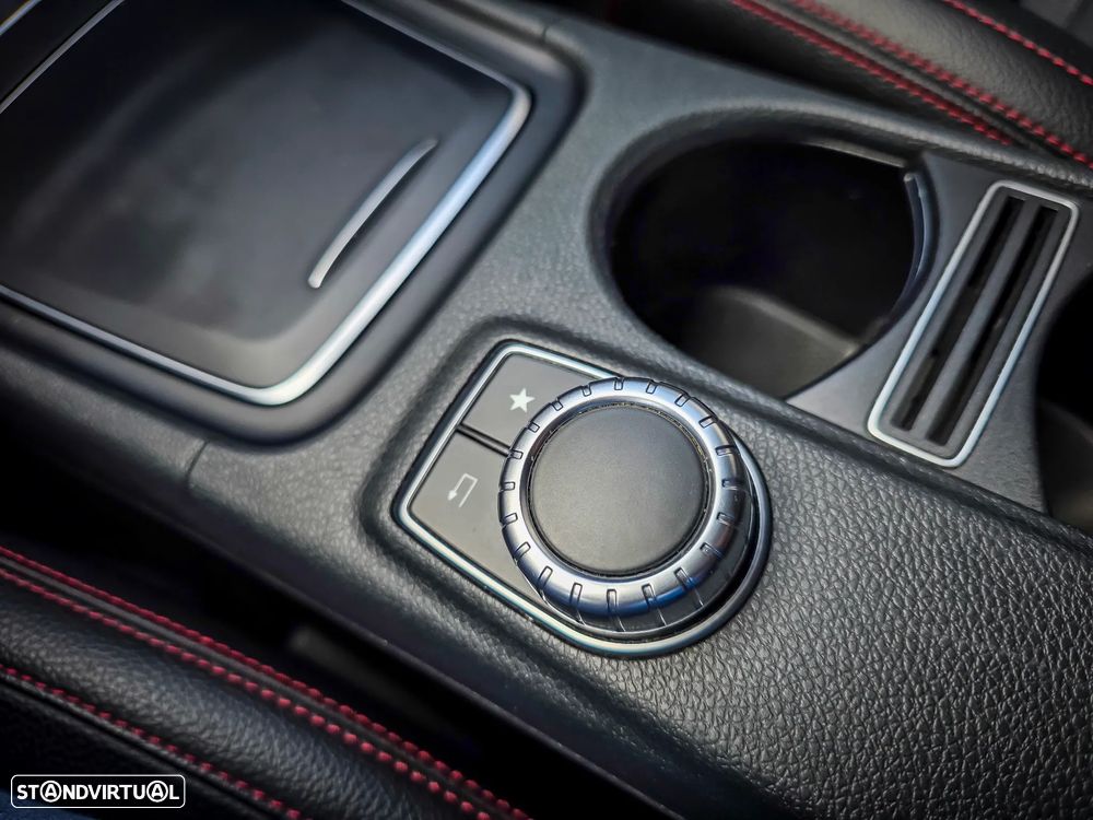 Mercedes-Benz CLA 200 d 7G-DCT AMG Line - 38