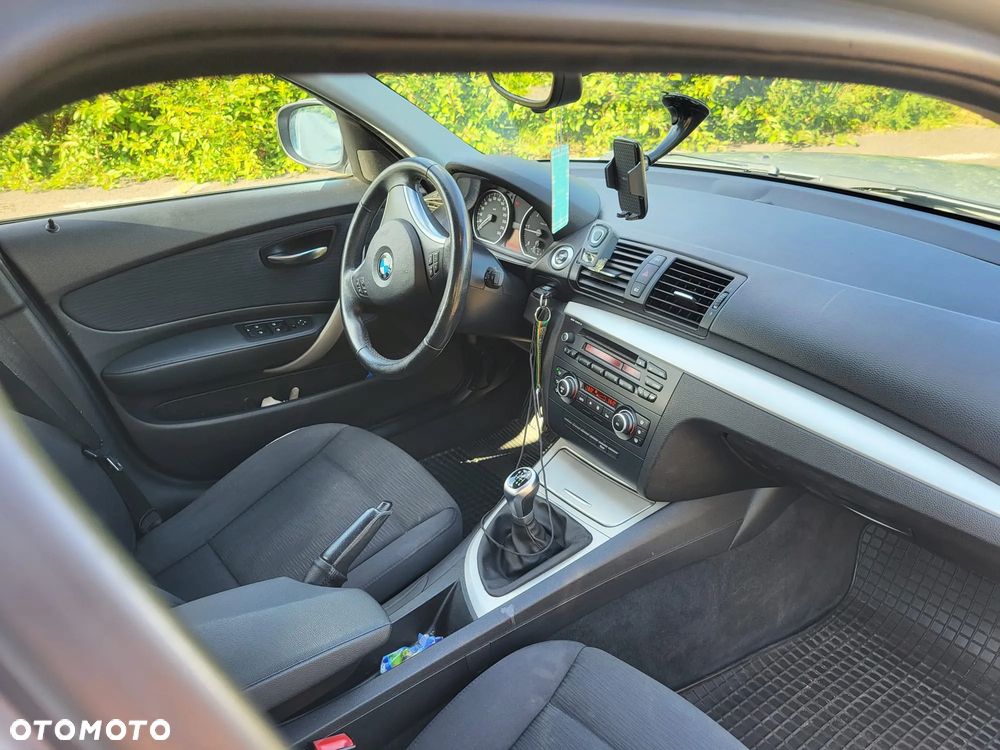 BMW Seria 1 120d - 7