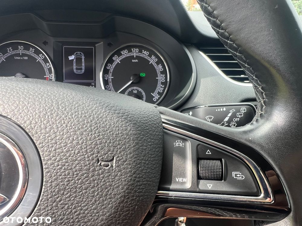 Skoda Octavia 2.0 TDI SCR Ambition DSG - 18