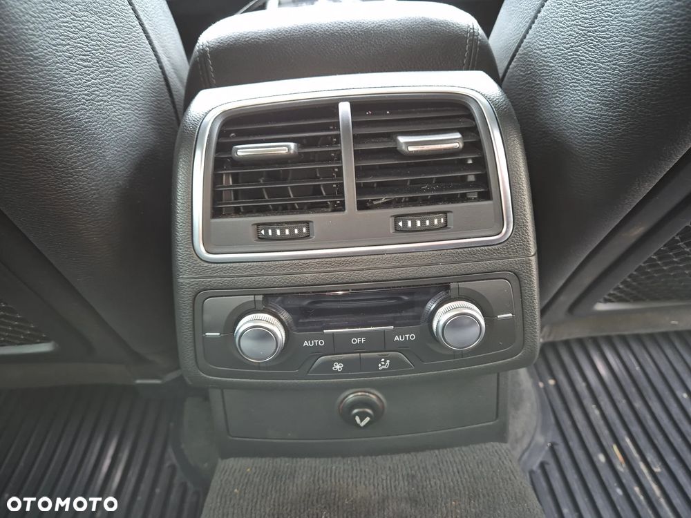 Audi A6 Avant 2.0 TDI DPF multitronic - 12