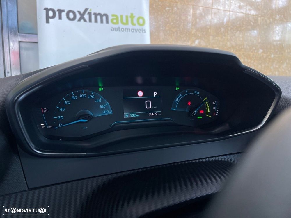 Peugeot e-2008 50 kWh Active - 3