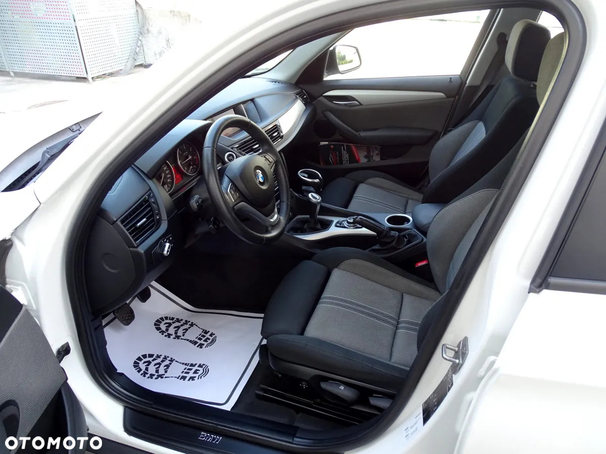 BMW X1 sDrive20d EfficientDynamics - 9