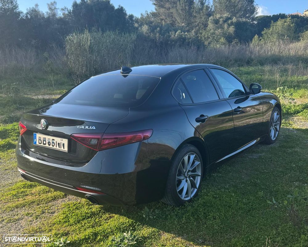 Alfa Romeo Giulia 2.2 D Sprint AT8 - 6