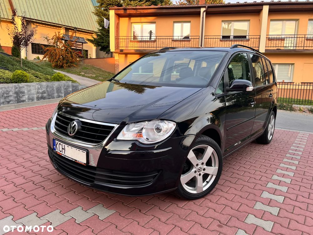 Volkswagen Touran 1.6 Trendline - 1