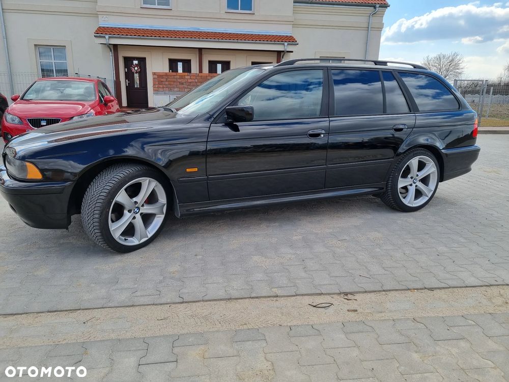 BMW Seria 5 525i - 6