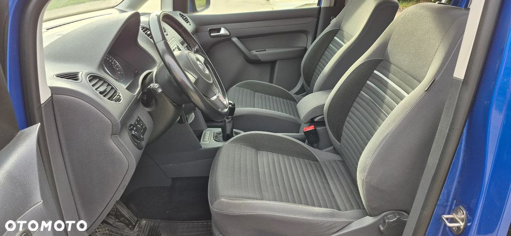 Volkswagen Caddy Comfortline - 12