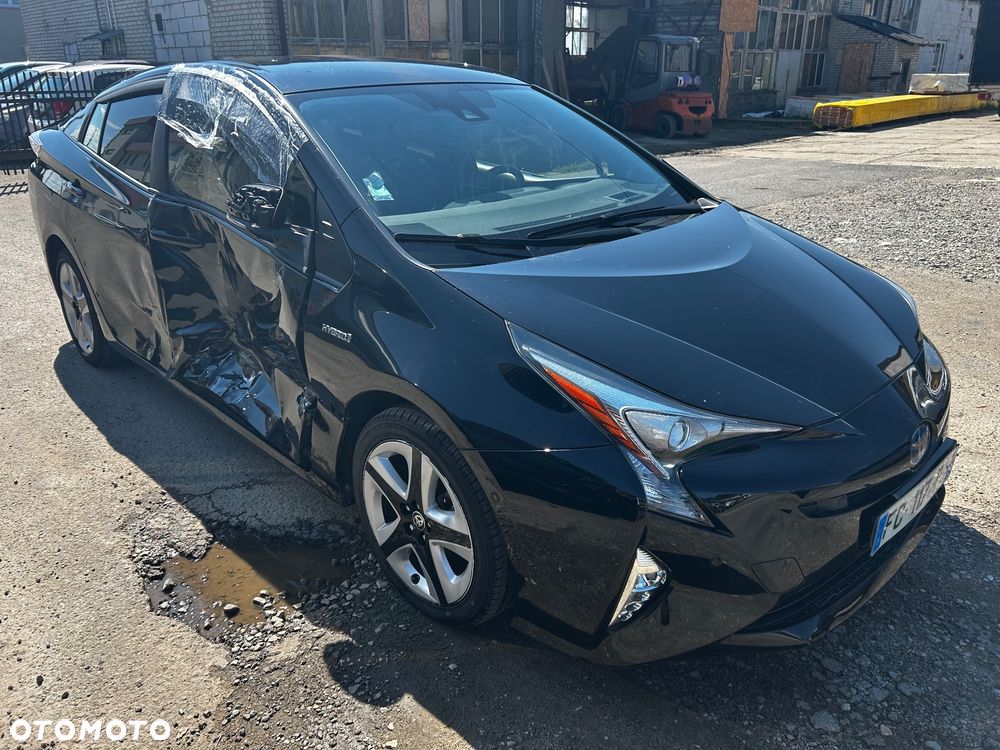 Toyota Prius Hybrid - 10