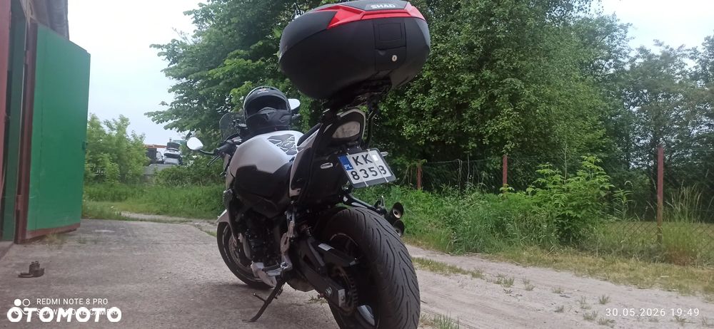 Suzuki GSR - 6