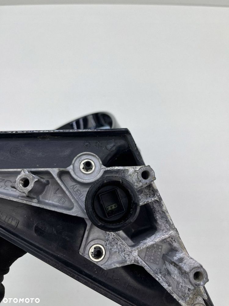 BMW 3 E90 E91 PRAWE LUSTERKO M-PAKIET 3-PIN KOLOR-A22 EUROPA - 13