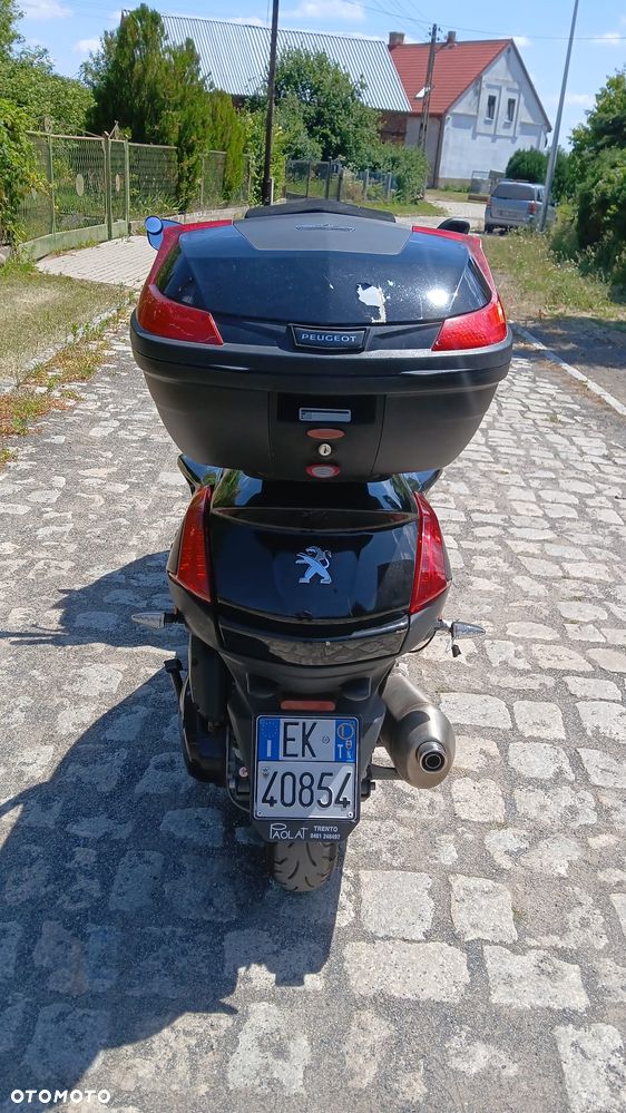 Peugeot Metropolis - 3