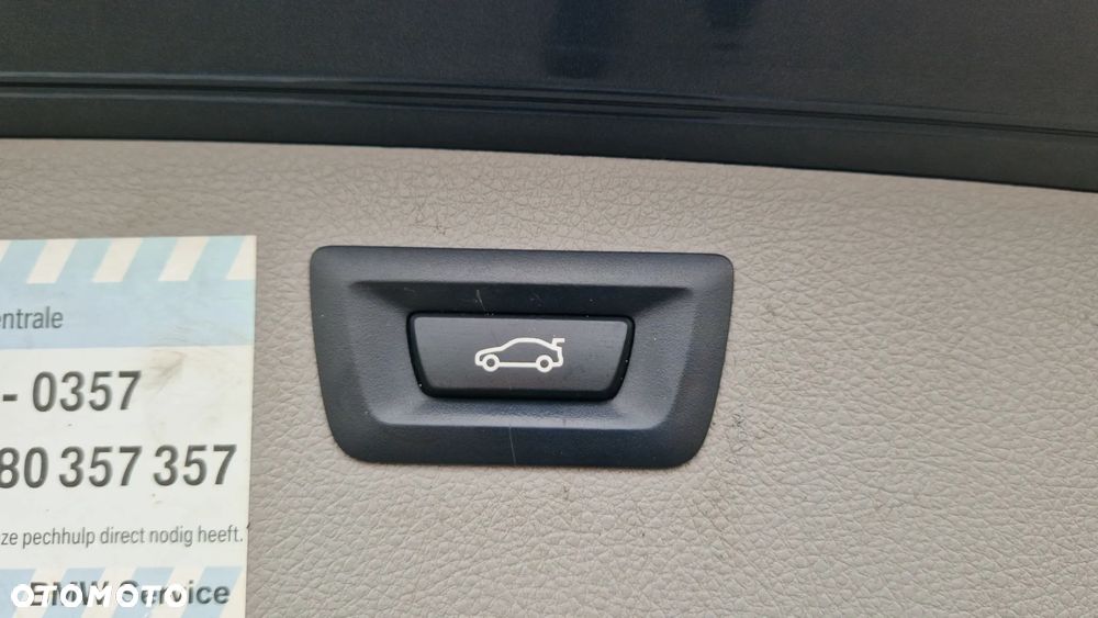 BMW Seria 3 320d Touring Luxury Line - 33