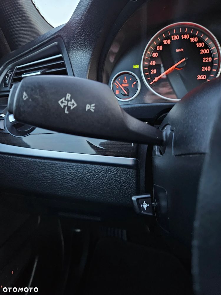 BMW Seria 5 520d - 8