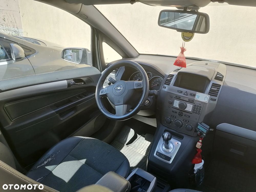 Opel Zafira - 5