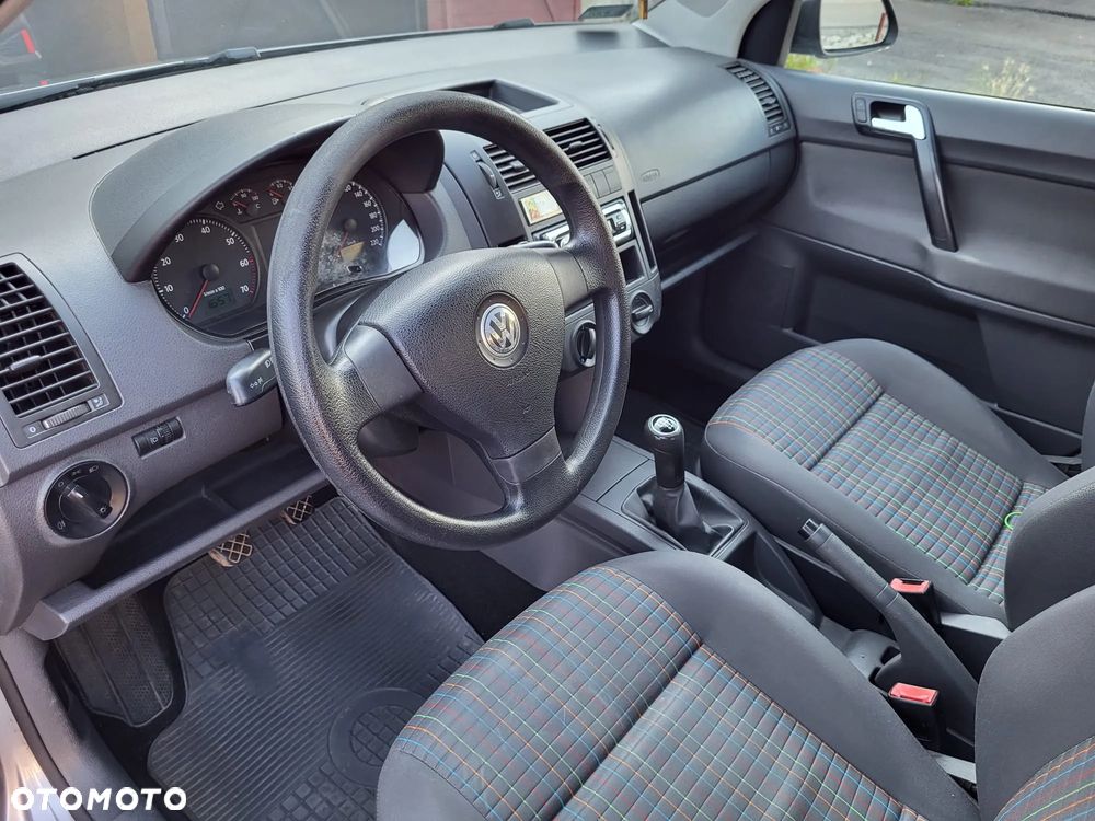 Volkswagen Polo - 6