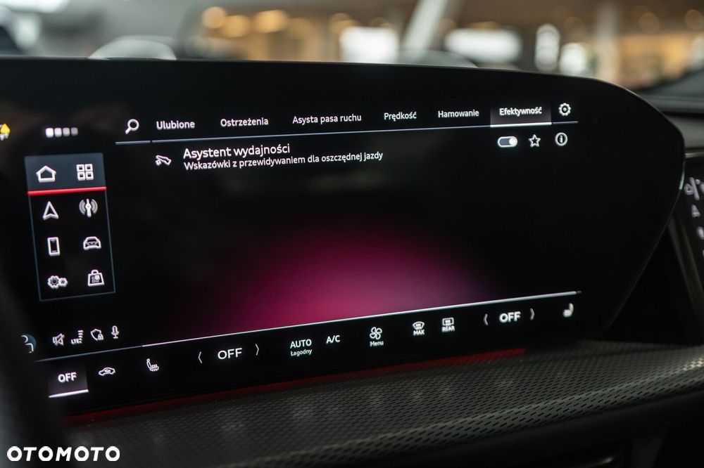 Audi Q5 Sportback - 25