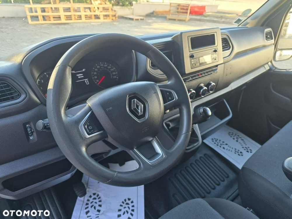 Renault Master - 15