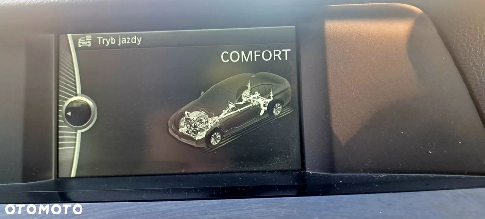 BMW Seria 5 520d Efficient Dynamics - 16