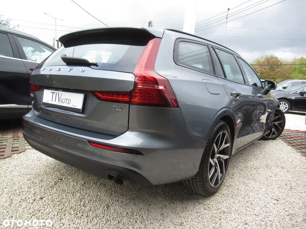 Volvo V60 T4 Momentum - 3
