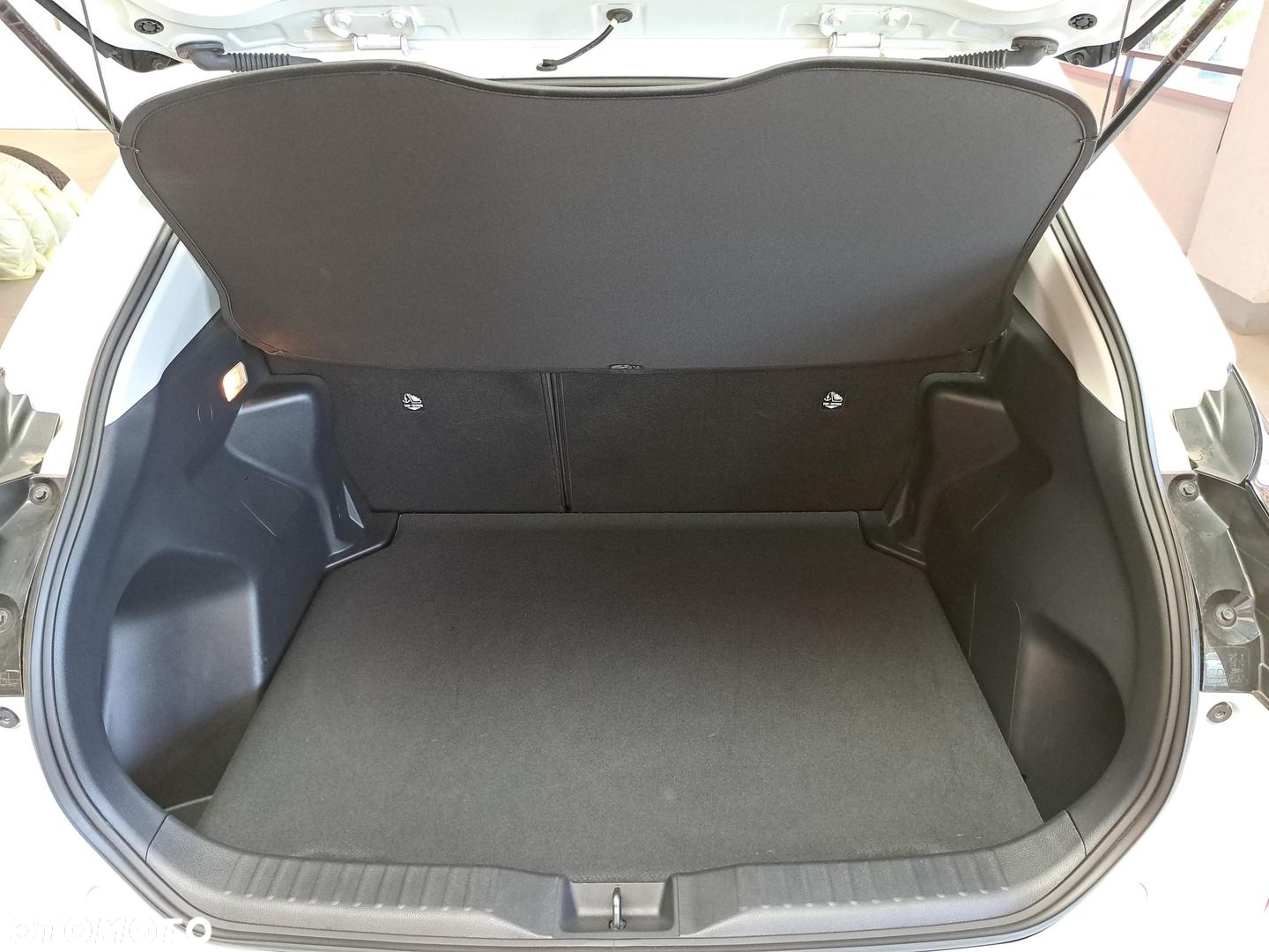 Toyota Yaris Cross - 12