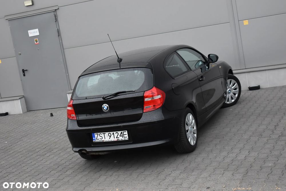 BMW Seria 1 116i - 31