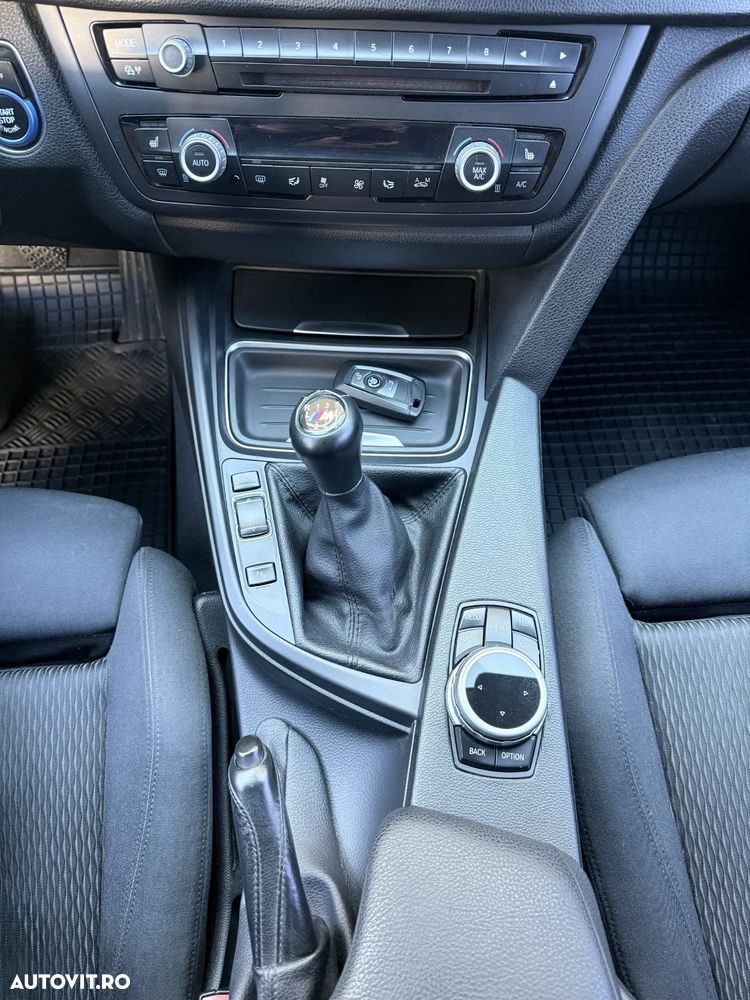 BMW Seria 3 320d - 13