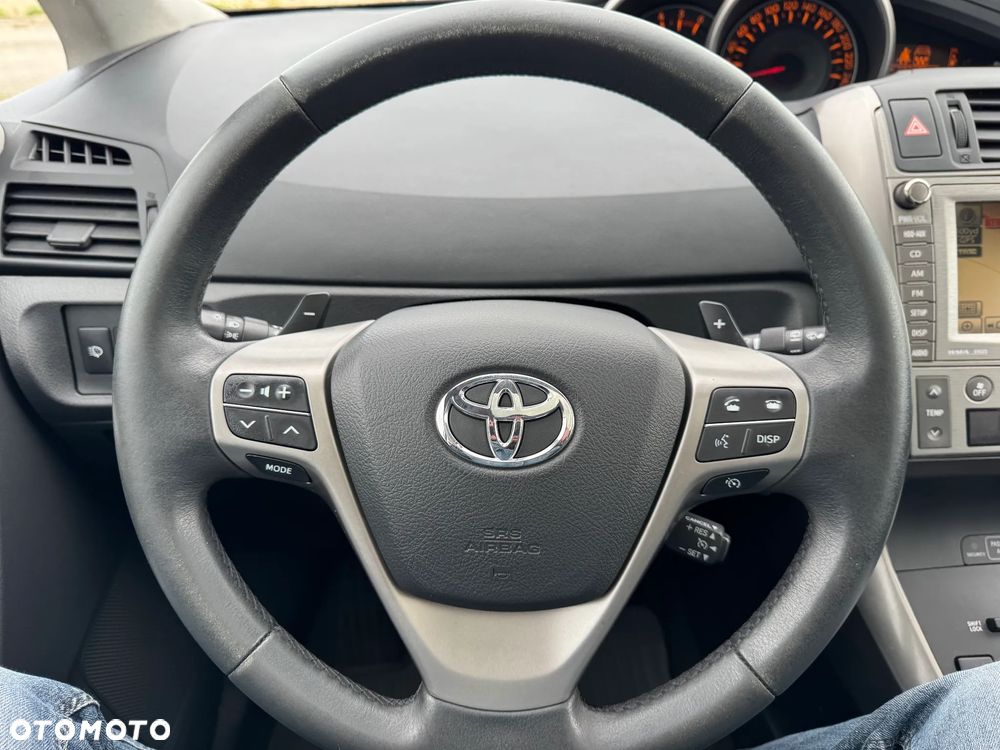 Toyota Verso 2.2 D-CAT Prestige 7os - 11