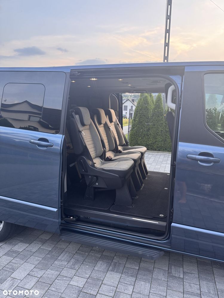 Ford Tourneo Custom - 4