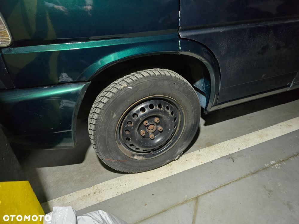 Volkswagen Multivan Standard - 20