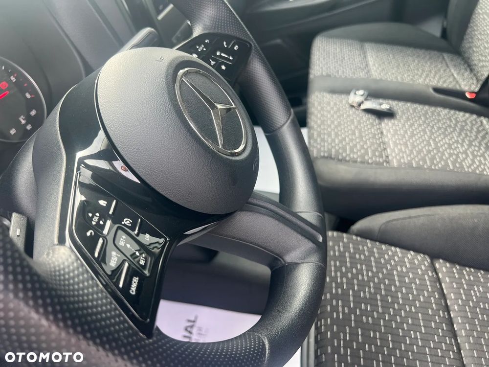 Mercedes-Benz Vito - 37