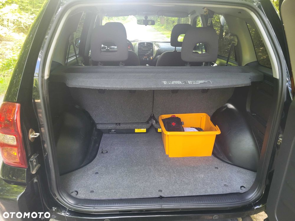Toyota RAV4 - 7