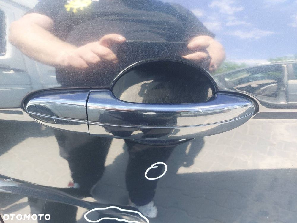 DRZWI KOMPLETNE PRAWY TYŁ FORD S-MAX I G6 - 2