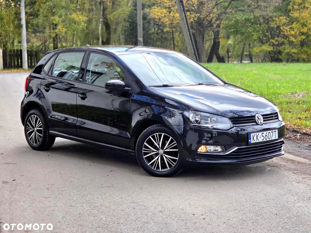 Volkswagen Polo 1.4 TDI Blue Motion Technology Allstar - 23