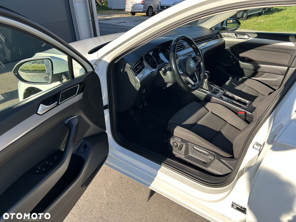 Volkswagen Passat 2.0 TDI EVO Business - 8
