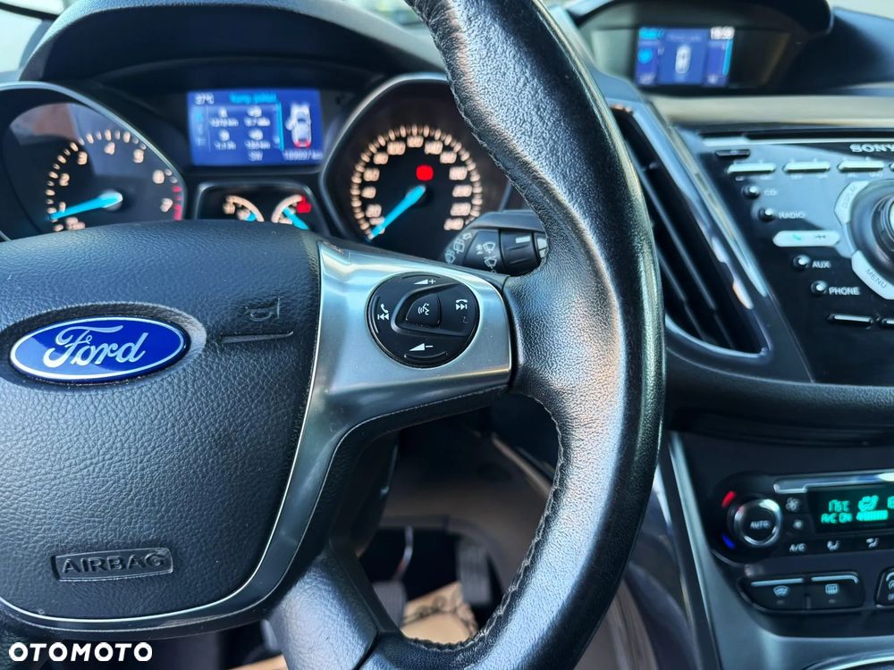 Ford Kuga 1.6 EcoBoost 2x4 Titanium - 13