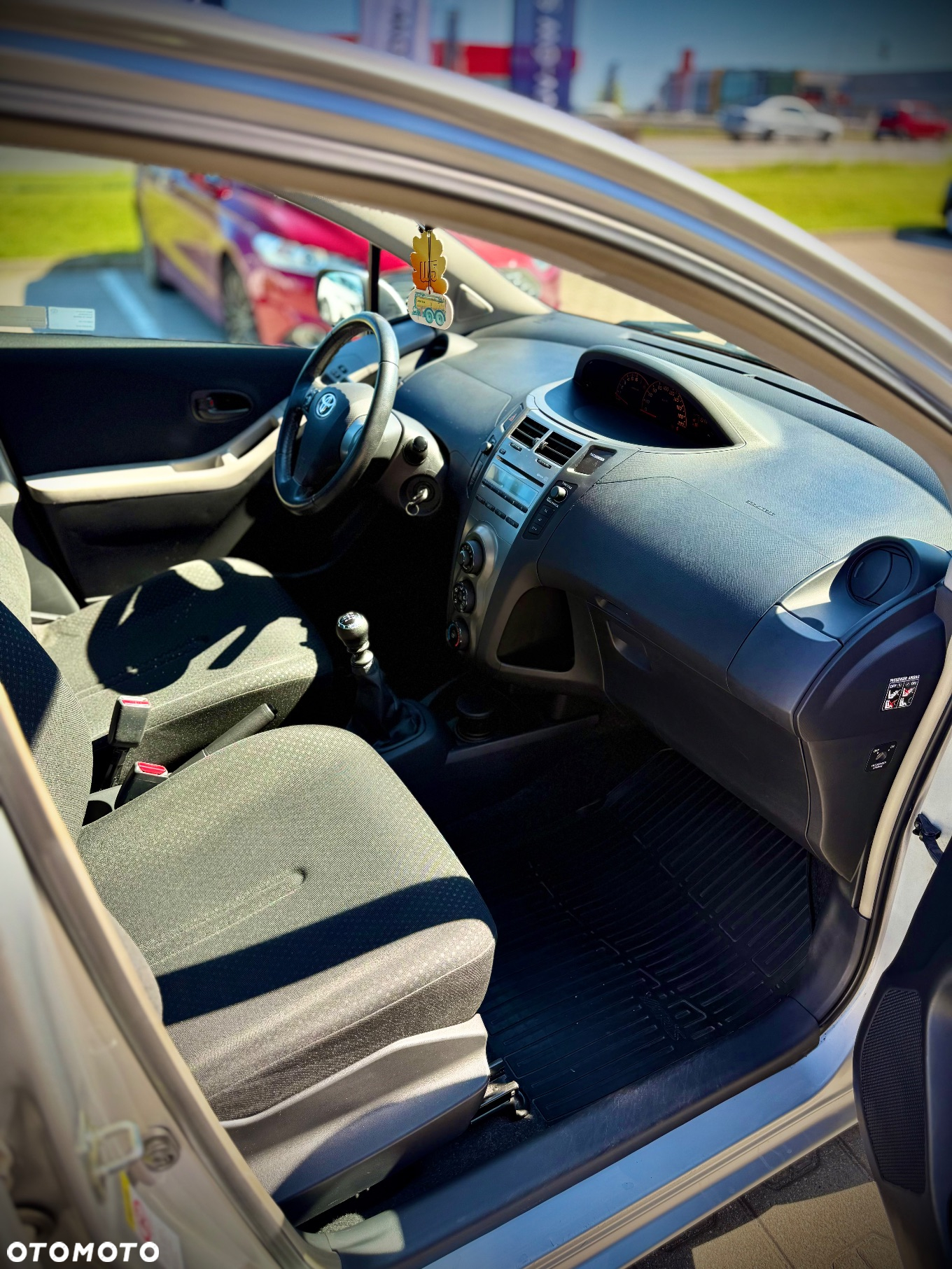 Toyota Yaris 1.33 Premium - 13