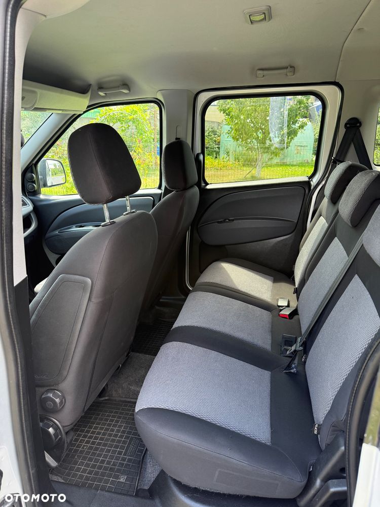 Fiat Doblo 2.0 16V Multijet Emotion - 11