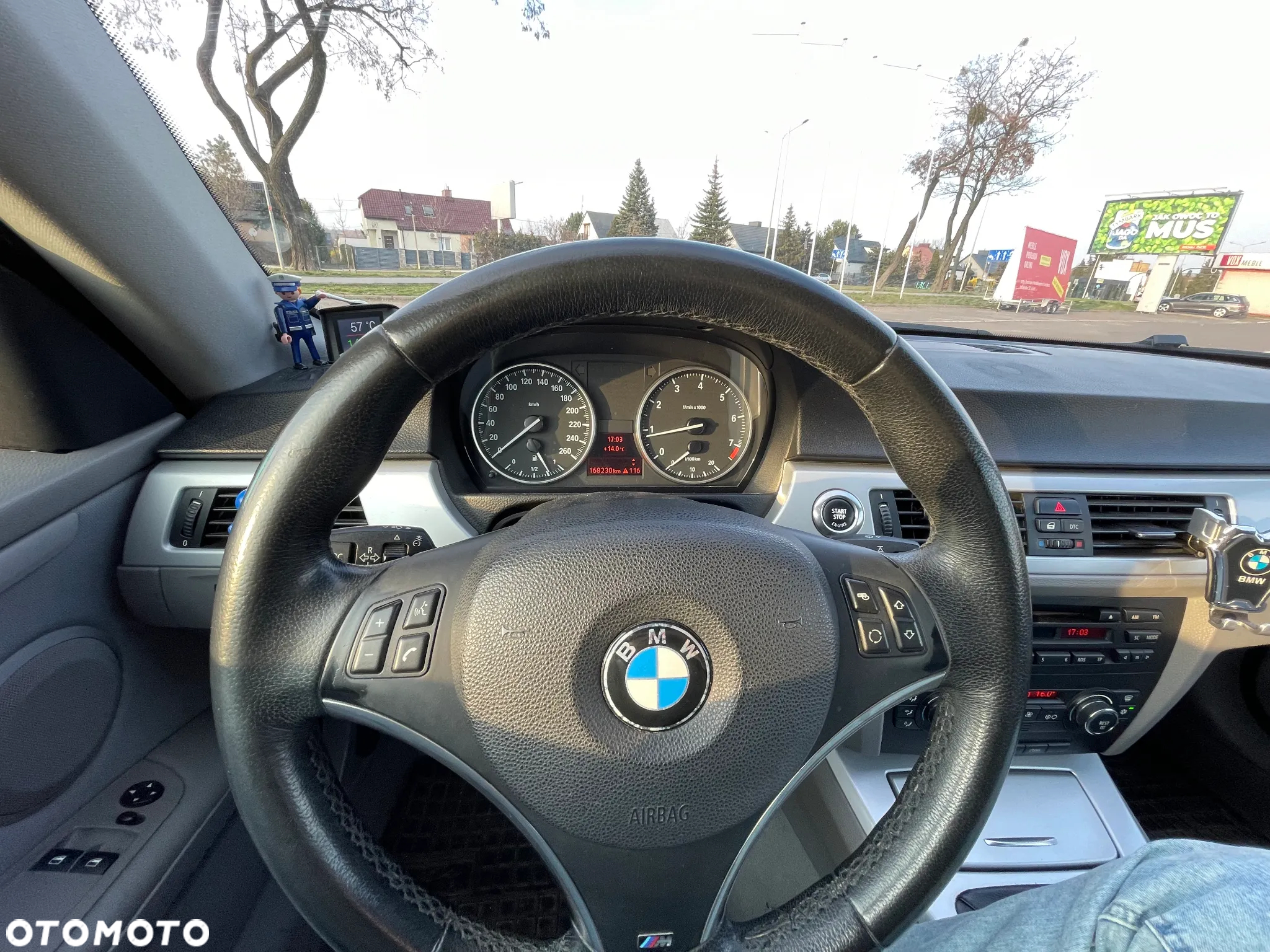 BMW Seria 3 320i Coupe - 20