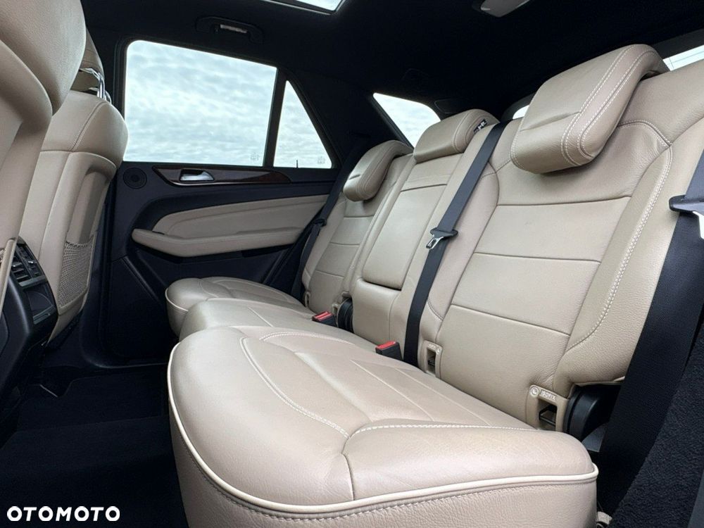 Mercedes-Benz ML - 18