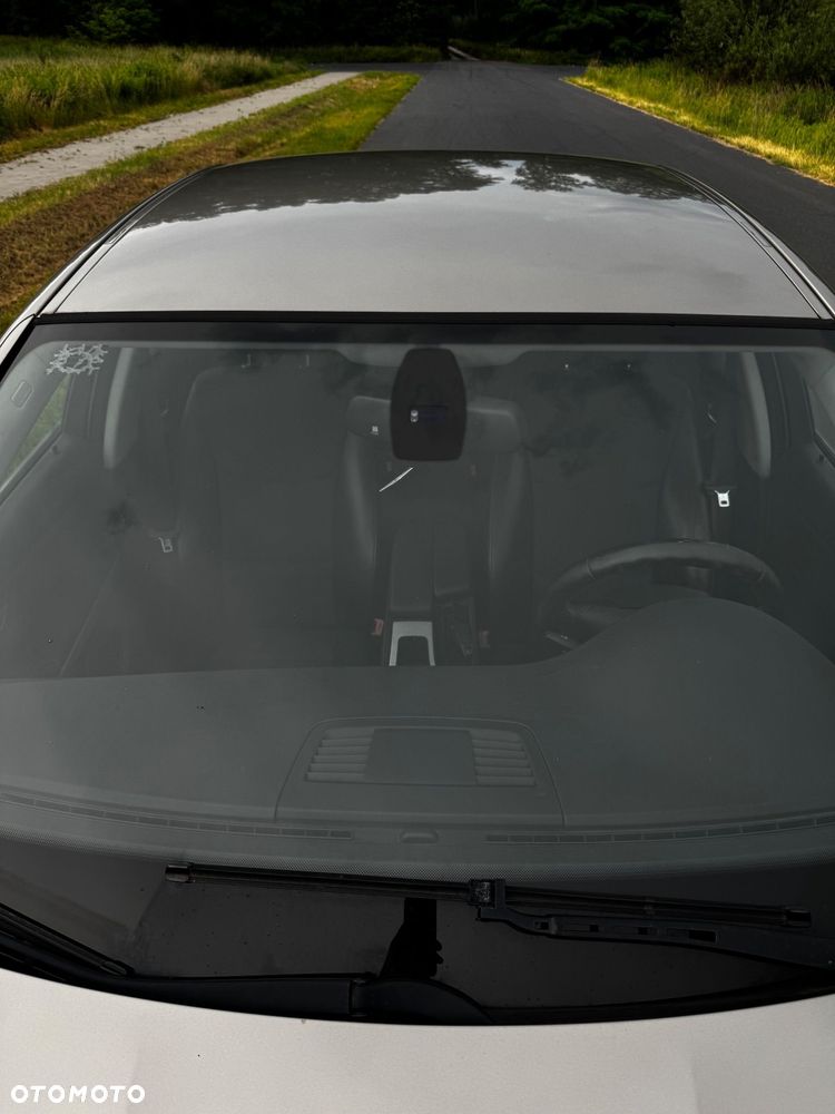 BMW Seria 3 318i - 24
