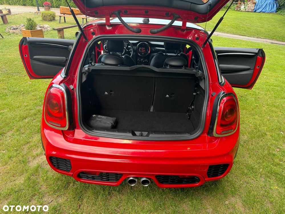 MINI Cooper S Standard - 8