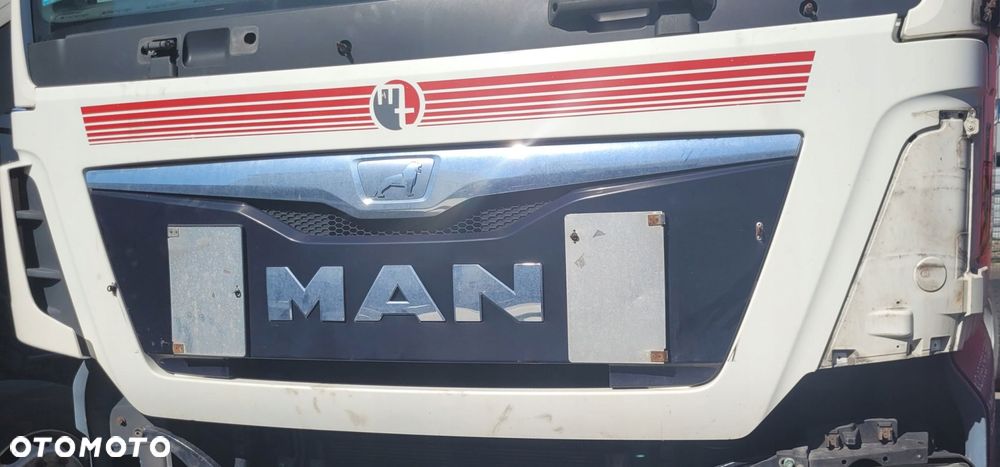 MASKA / KLAPA / ATRAPA PRZEDNIA MAN TGX EURO 6 ORYGINAŁ - 1