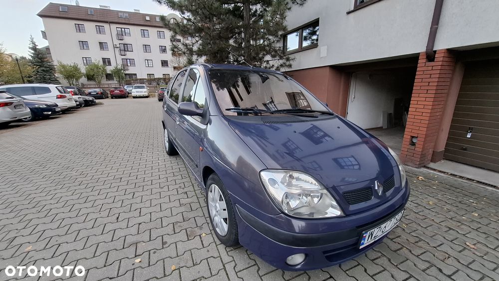 Renault Scenic - 2