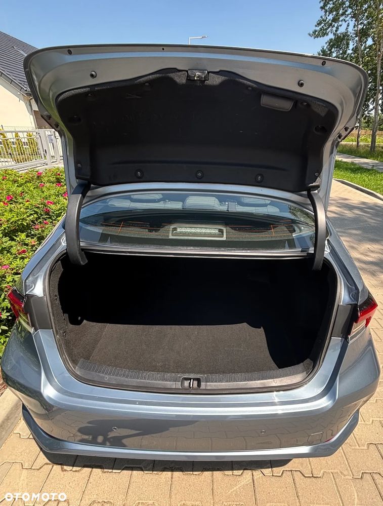 Toyota Corolla 1.6 Comfort - 6