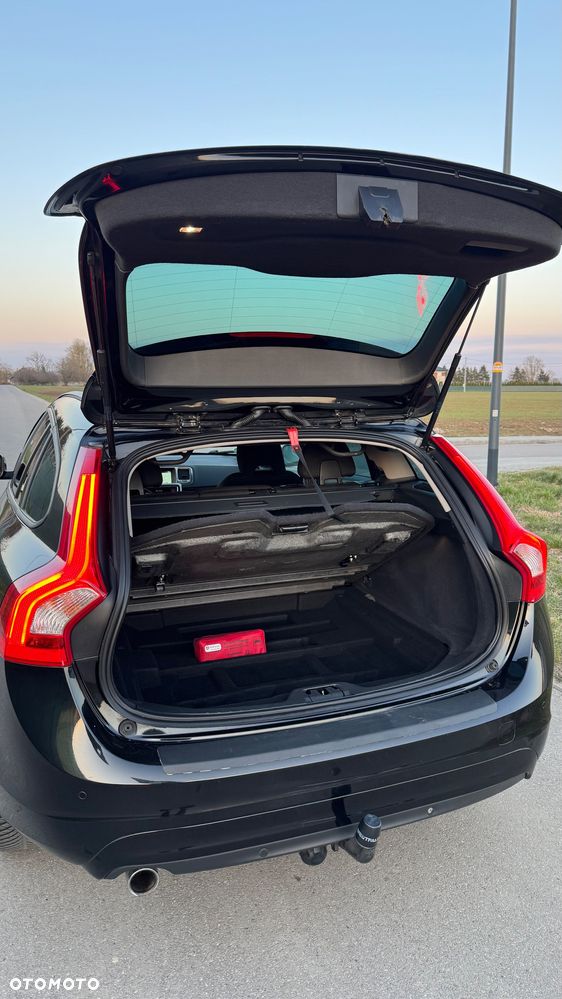 Volvo V60 D3 Linje Business - 36