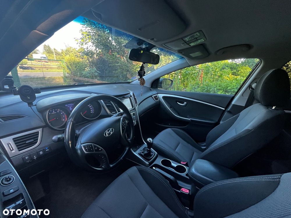 Hyundai i30 1.6 GDI Comfort - 37