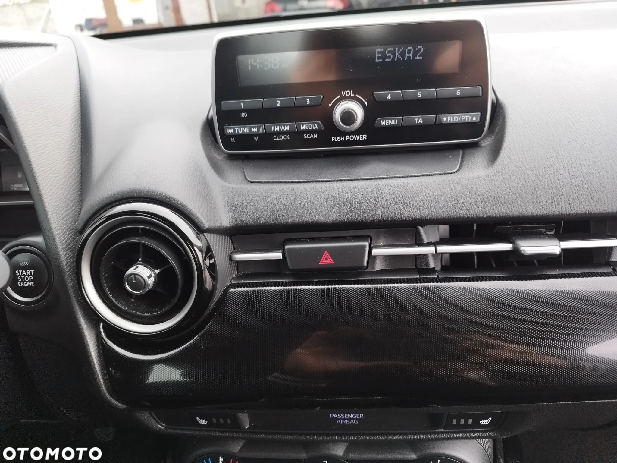 Mazda 2 SKYACTIV-G 75 Center-Line - 15