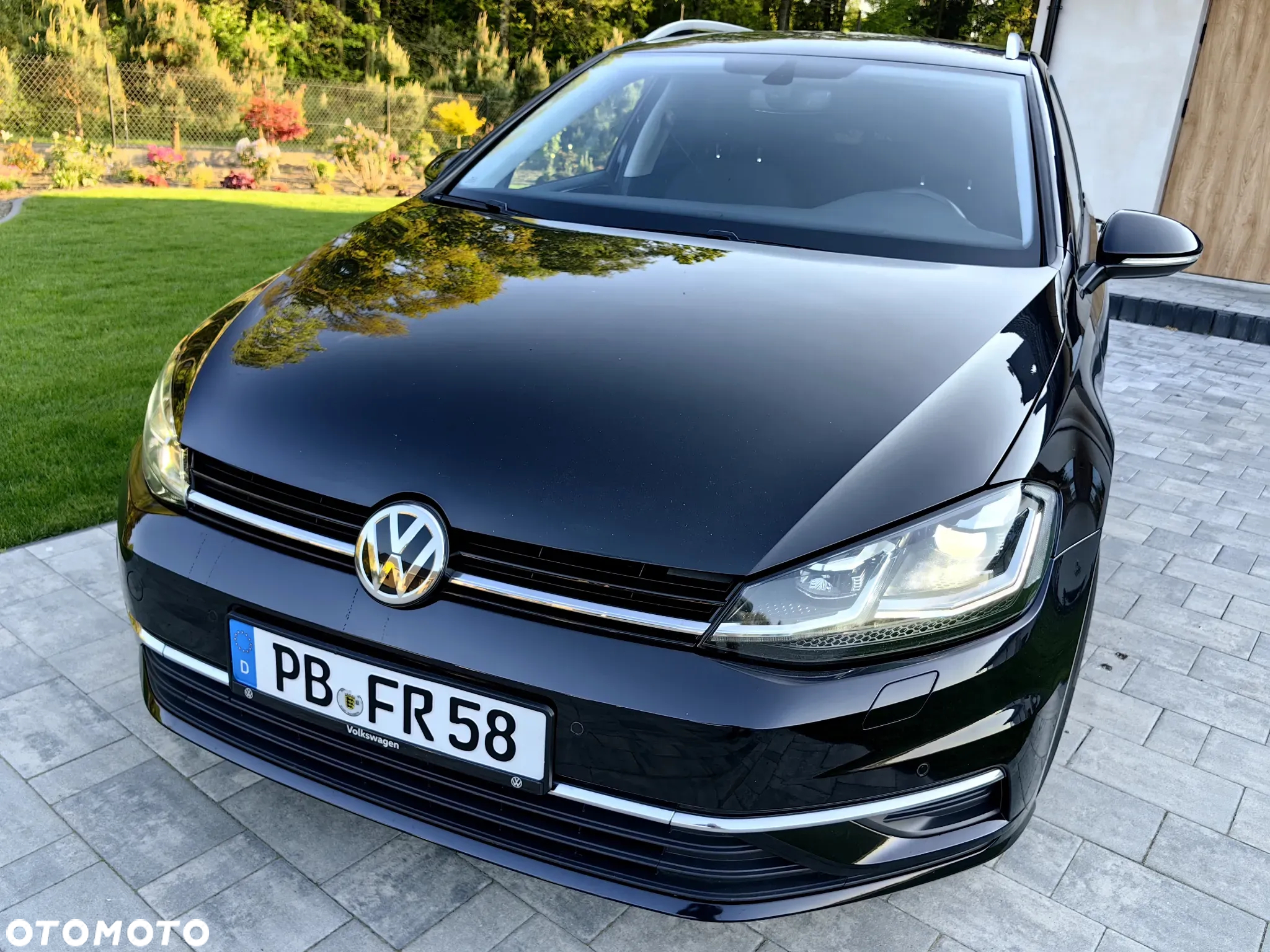 Volkswagen Golf 2.0 TDI DSG Sound - 24