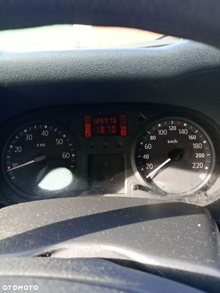 Renault Clio - 9