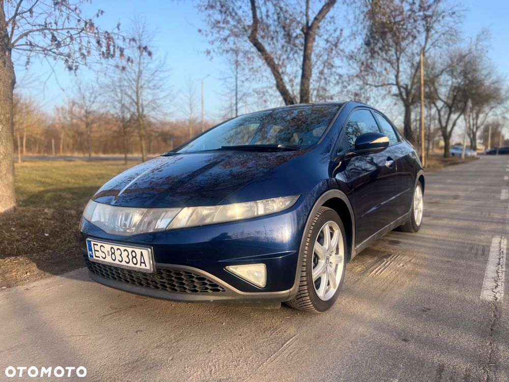 Honda Civic 1.8 Comfort - 2