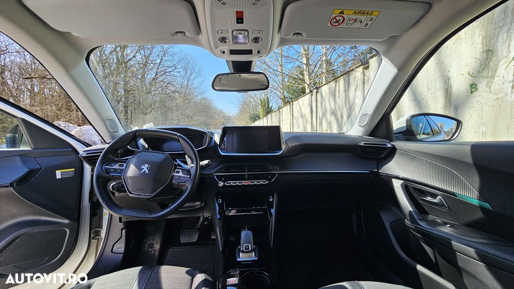 Peugeot 2008 1.2 PureTech EAT8 STT Allure Pack - 5